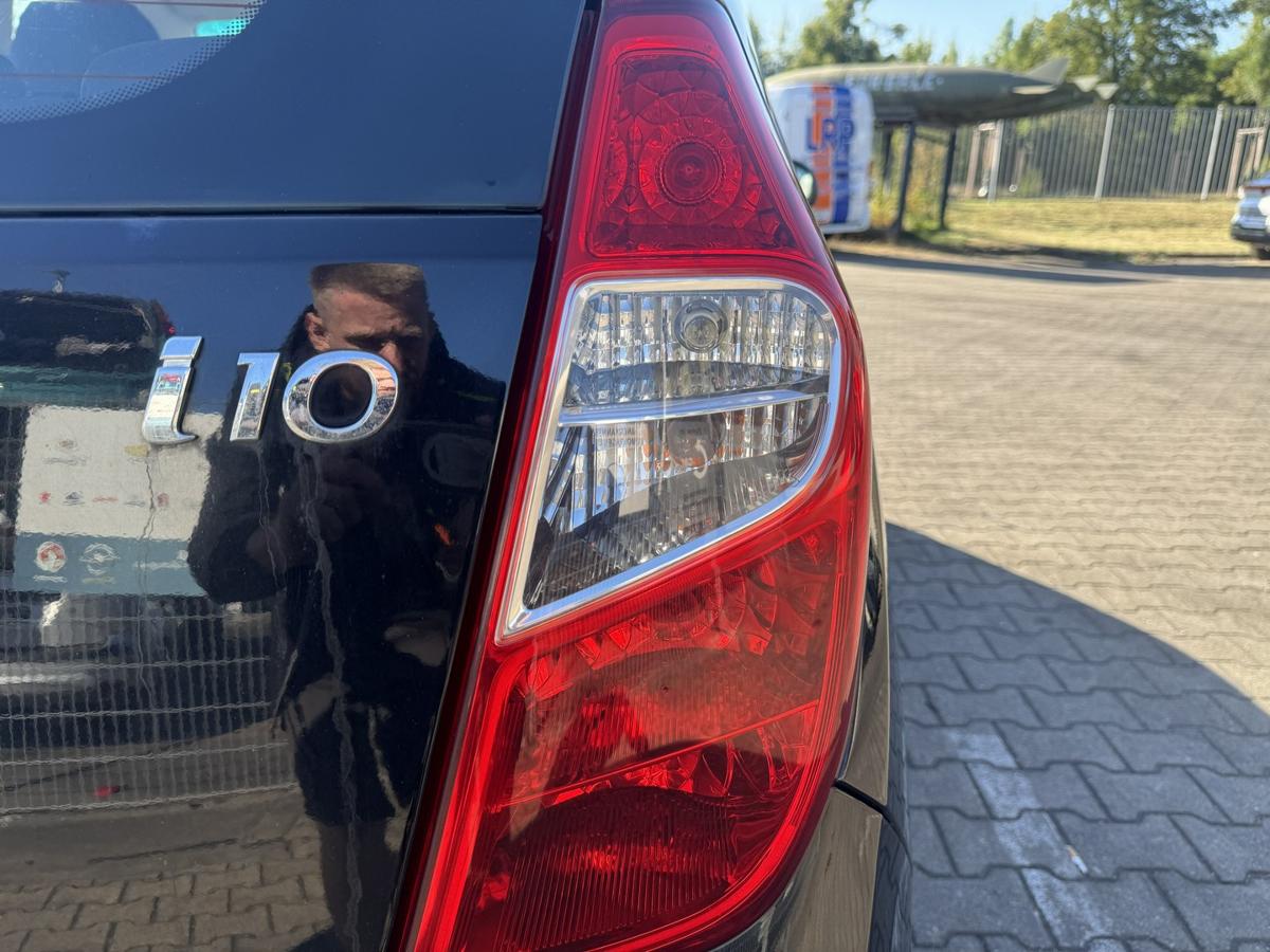 Hyundai i10 PA original R&uuml;cklicht R&uuml;ckleuchte Schlussleuchte rechts Facelift Bj.2012